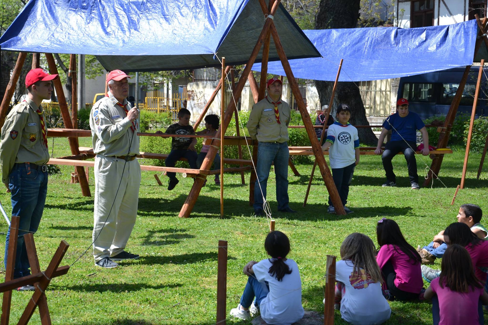 Royal Rangers leader teaching